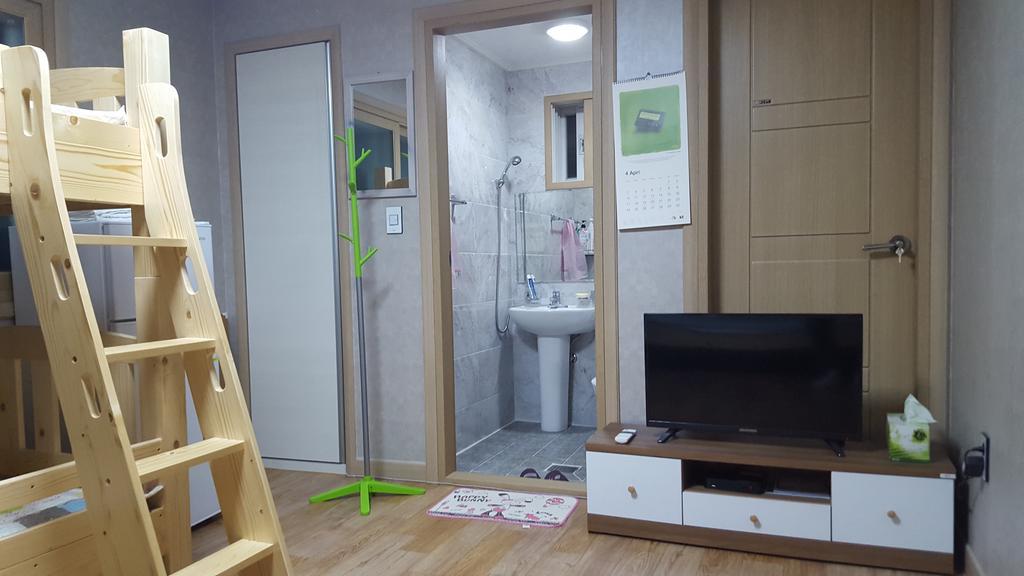 The 1St Andong Hostel Dış mekan fotoğraf